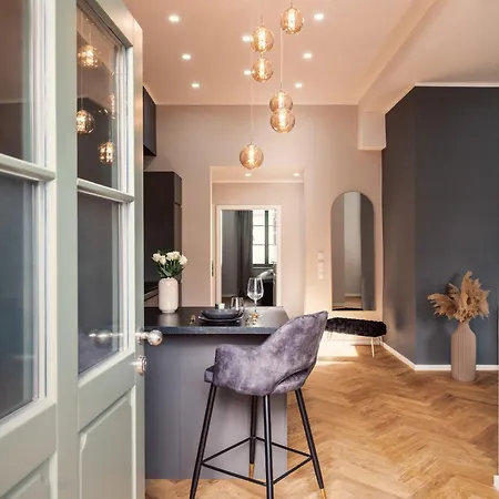 New Luxus I Two Kingbeds I Center Apartman